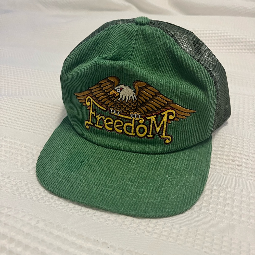 Corduroy snap back trucker hat NEW